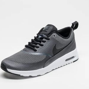 Women’s Nike Air Max Thea